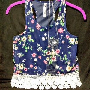 NWOT Blue Floral/White Lace Tank w/ Necklace